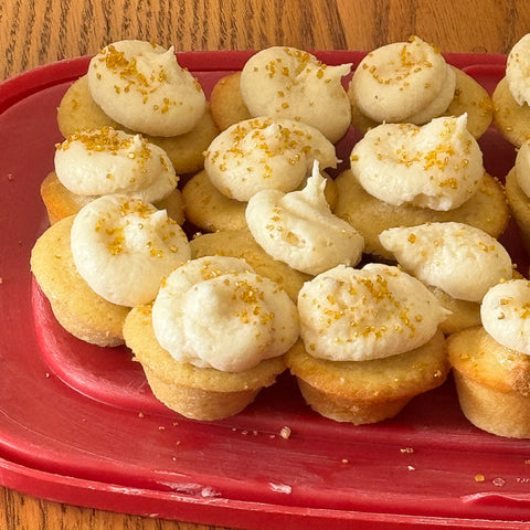 White Chocolate Vanilla Cupcakes