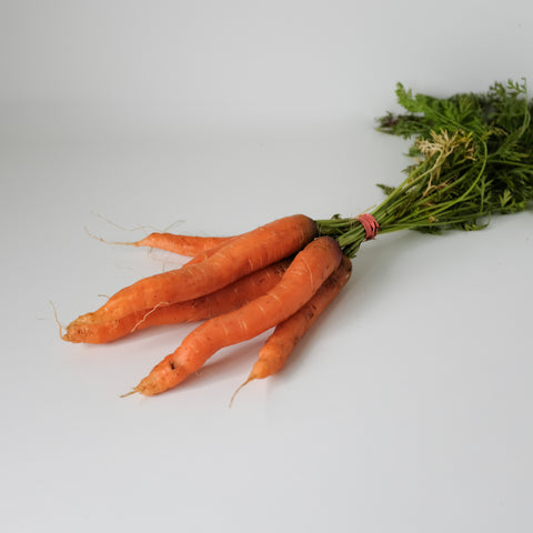 Carrots, 1 bunch, Organic, Tatlo Road Farm