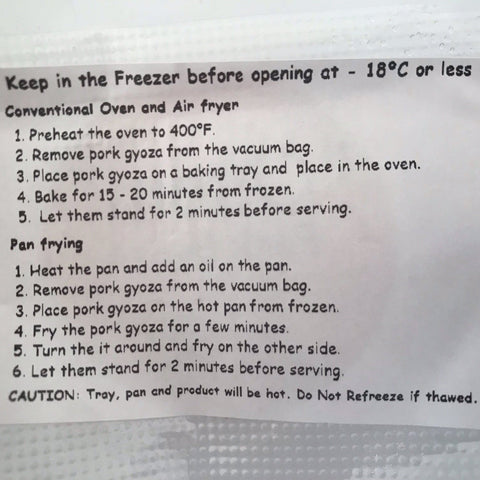 Instructions for preparing pork gyozas on a white background